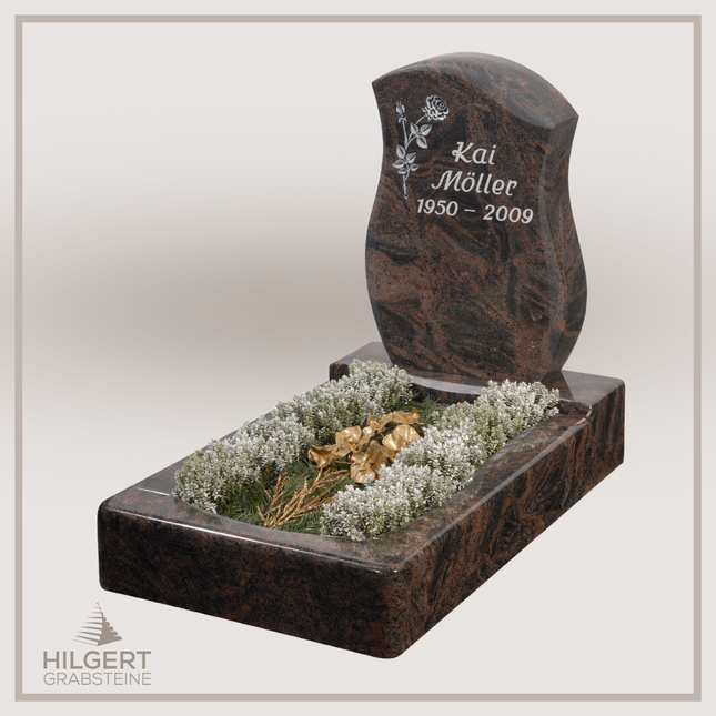 UR-GR-263 | Hilgert Grabsteine | Urnengrabstein aus Granit