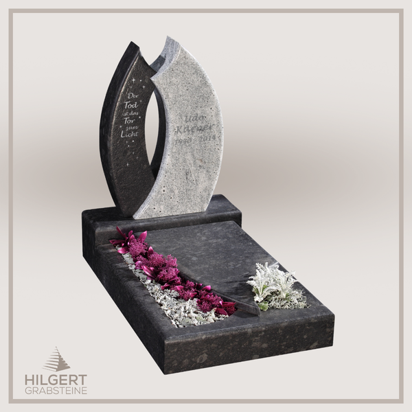 UR-GR-2705 | Hilgert Grabsteine | Urnengrabstein aus Granit