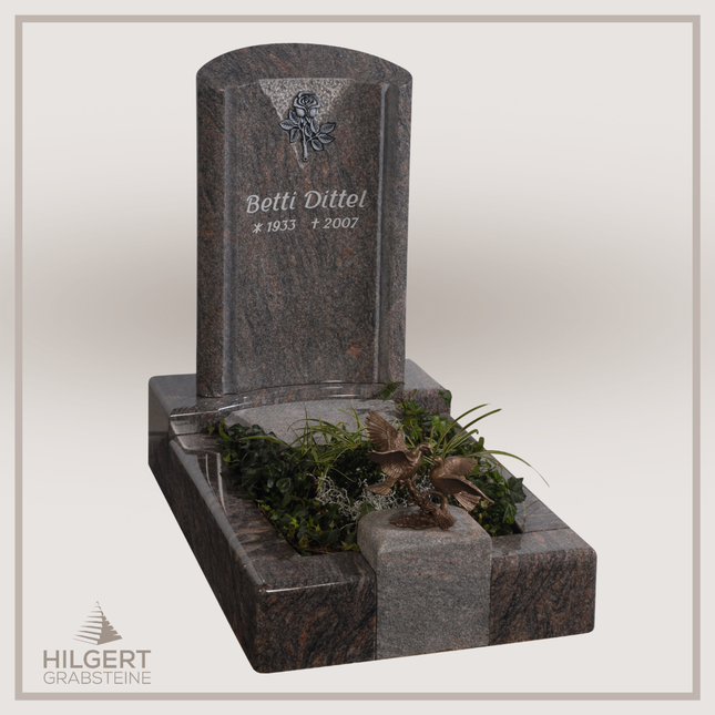 UR-GR-272 | Hilgert Grabsteine | Urnengrabstein aus Granit