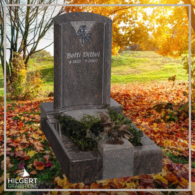 UR-GR-272 | Hilgert Grabsteine | Urnengrabstein aus Granit