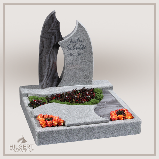 UR-GR-2756 | Hilgert Grabsteine | Urnengrabstein aus Granit