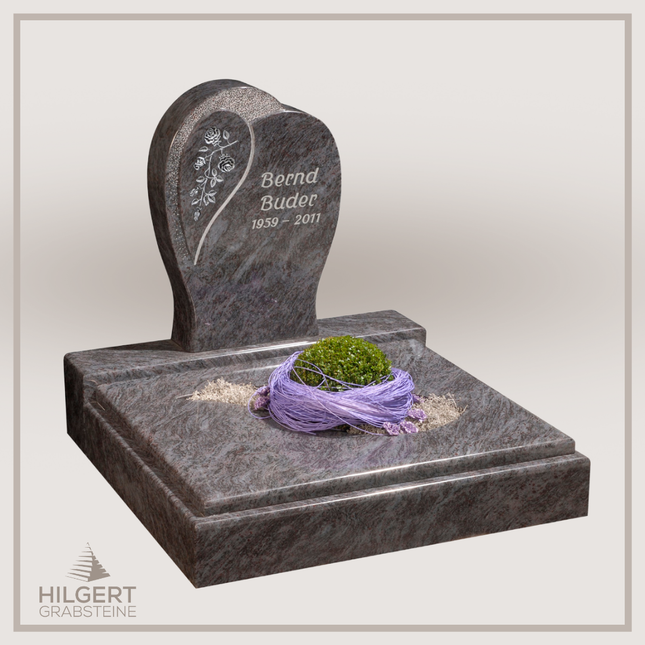 UR-GR-292 | Hilgert Grabsteine | Urnengrabstein aus Granit