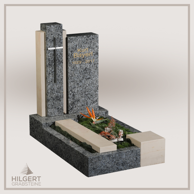 UR-GR-363 | Hilgert Grabsteine | Urnengrabstein aus Granit