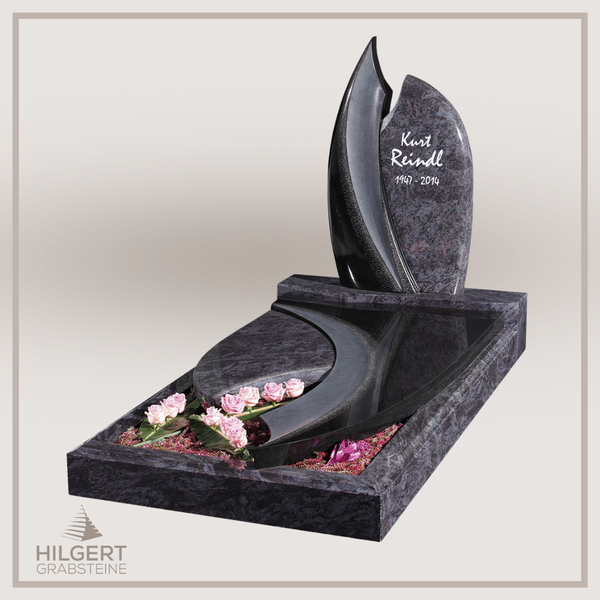UR-GR-385 | Hilgert Grabsteine | Urnengrabstein aus Granit