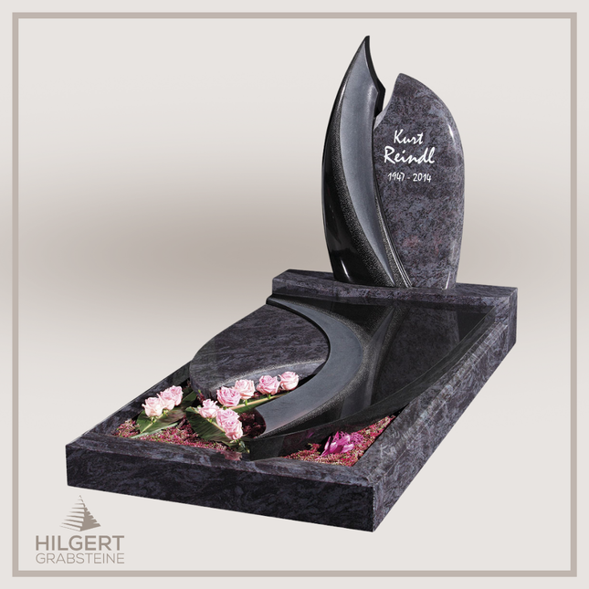 UR-GR-385 | Hilgert Grabsteine | Urnengrabstein aus Granit