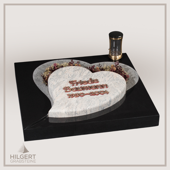 UR-GR-405 | Hilgert Grabsteine | Urnengrabstein aus Granit
