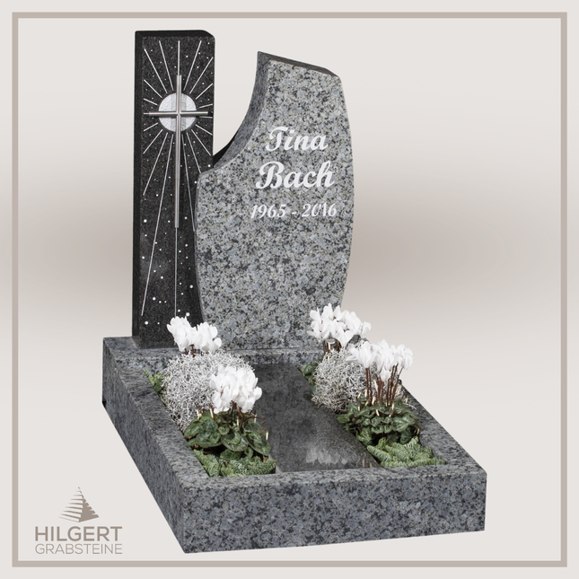 UR-GR-424 | Hilgert Grabsteine | Urnengrabstein aus Granit