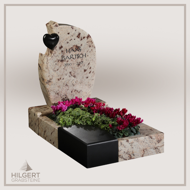 UR-GR-437 | Hilgert Grabsteine | Urnengrabstein aus Granit