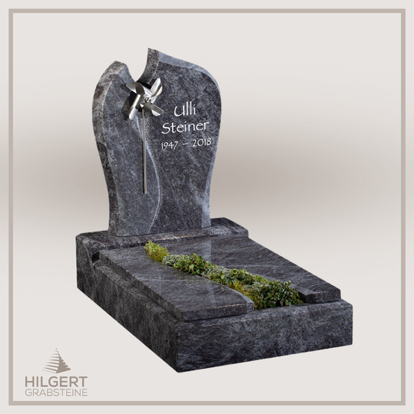 UR-GR-GA445-003223 | Hilgert Grabsteine | Urnengrabstein aus Granit