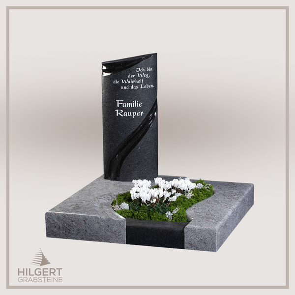 UR-GR-GGA442-003221 | Hilgert Grabsteine | Urnengrabstein aus Granit