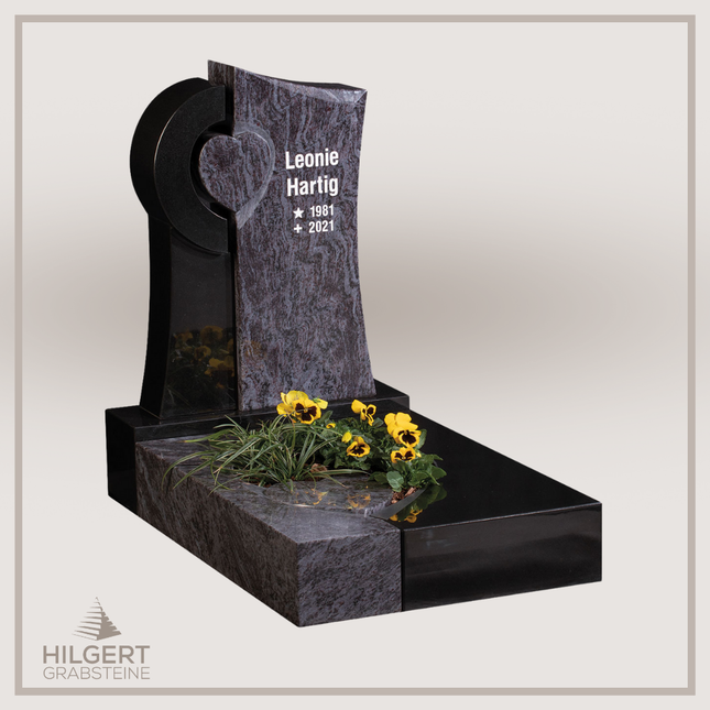 UR-GR-UA512 | Hilgert Grabsteine | Urnengrabstein aus Granit