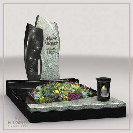 UR-LI-C130 | Hilgert Grabsteine | Stehender Grabstein aus Granit | auch als Urnengrabstein