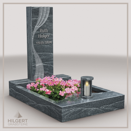 UR-LI-C136 | Hilgert Grabsteine | Stehender Grabstein aus Granit | auch als Urnengrabstein