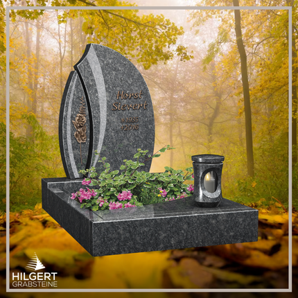 UR-LI-C148 | Hilgert Grabsteine | Stehender Grabstein aus Granit | auch als Urnengrabstein